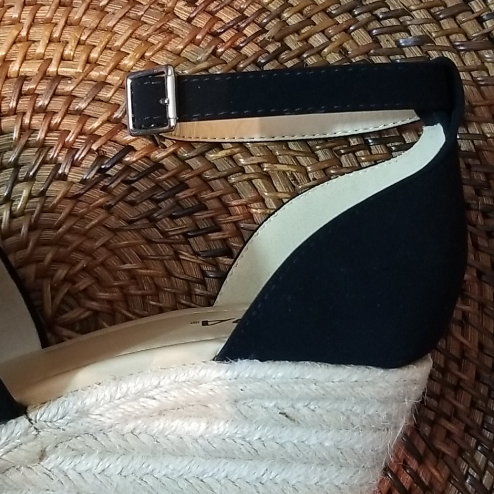 Wedges - Picture 8 of 8